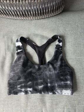 Old Navy Tie-Dye Black & Gray Racerback Sports Bra